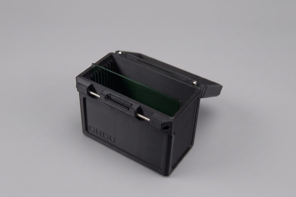 Tin/Glass Transport / storage Boxes